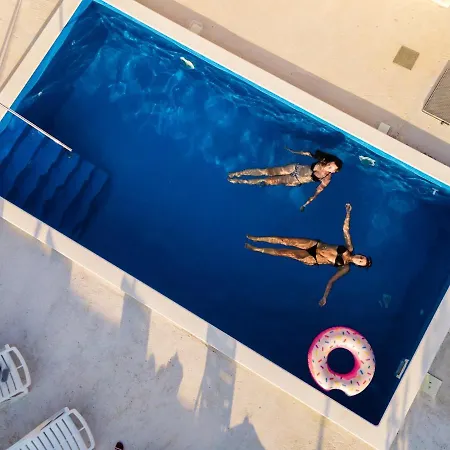 Nancy With Swimming Pool Holiday home