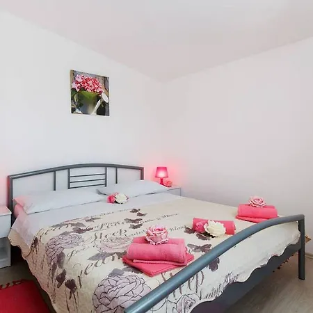 Holiday Home Nancy With Private Swimming Pool *
