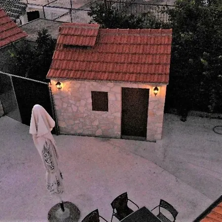 Nancy With Swimming Pool Holiday home *